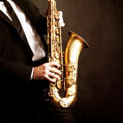 קורס נגינה על סקסופון