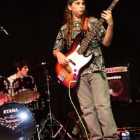 630744994_TUaeS-M